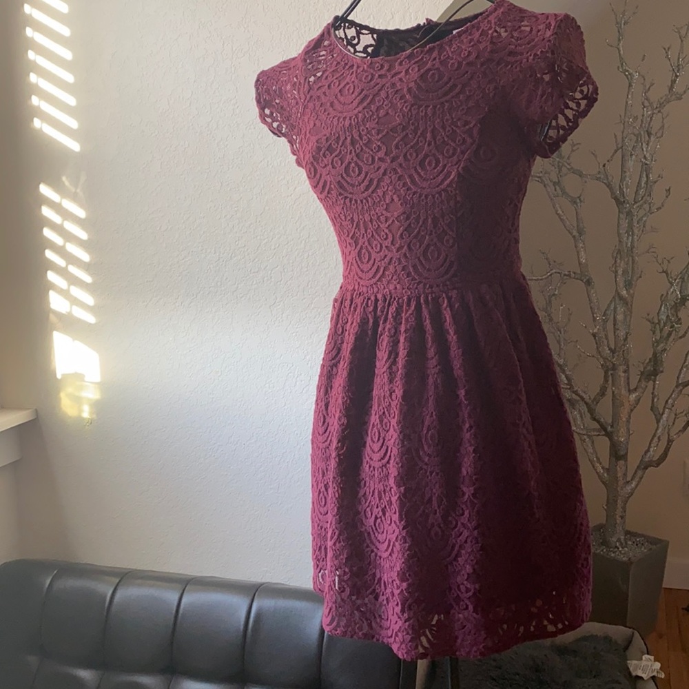 Divided lace mini dress🔴